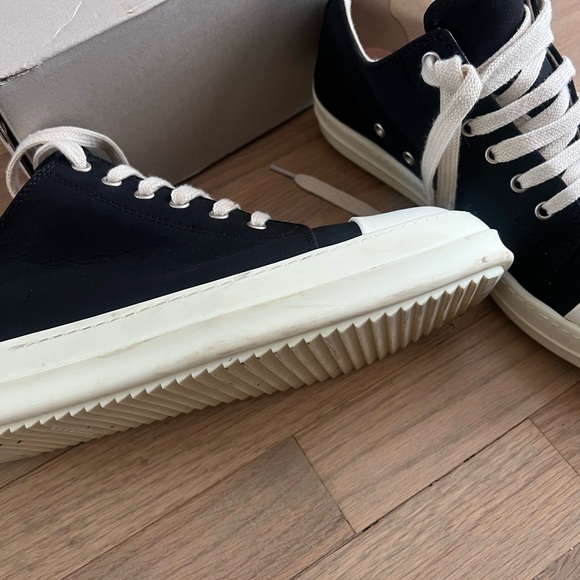Rick Owens Black and White Men's Sneakers - Picture 2 of 4